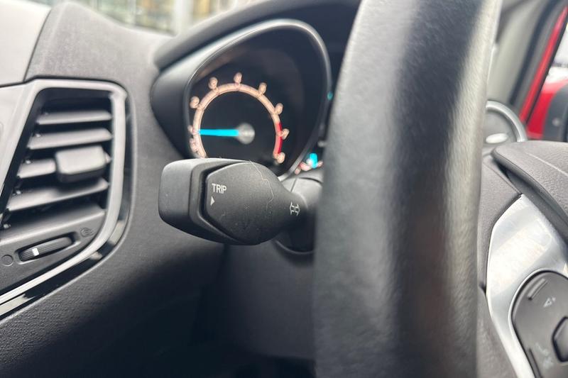 Used Ford Fiesta 2016 for sale - 76480525: Photo 14