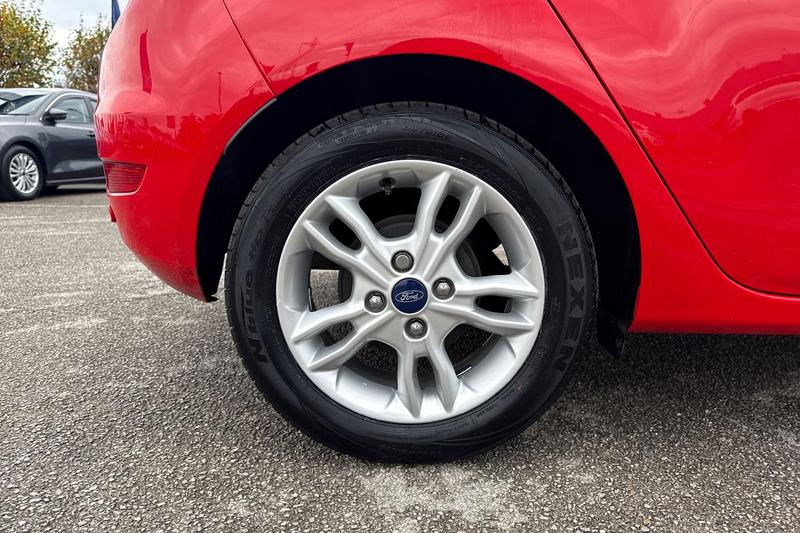 Used Ford Fiesta 2016 for sale - 76480525: Photo 8