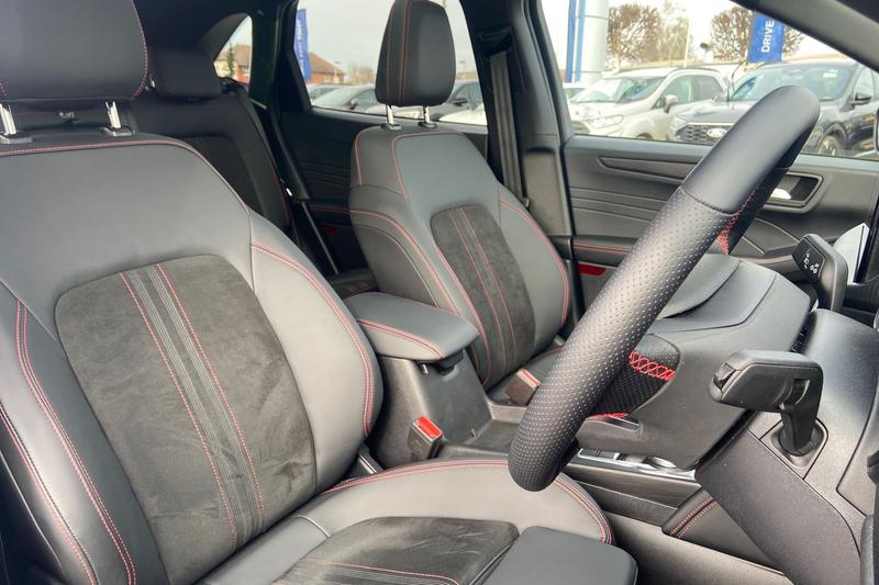 Used Ford Kuga 2025 for sale - 77989054: Photo 17