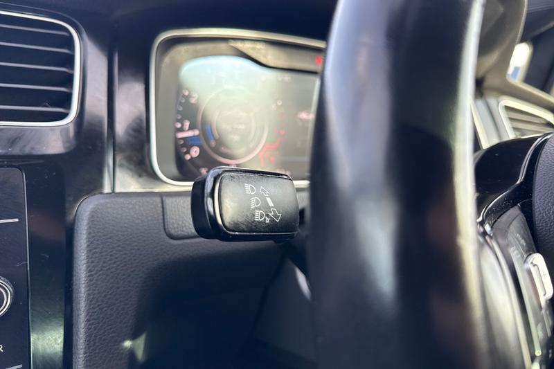 Used Volkswagen Golf 2018 for sale - 76405239: Photo 14