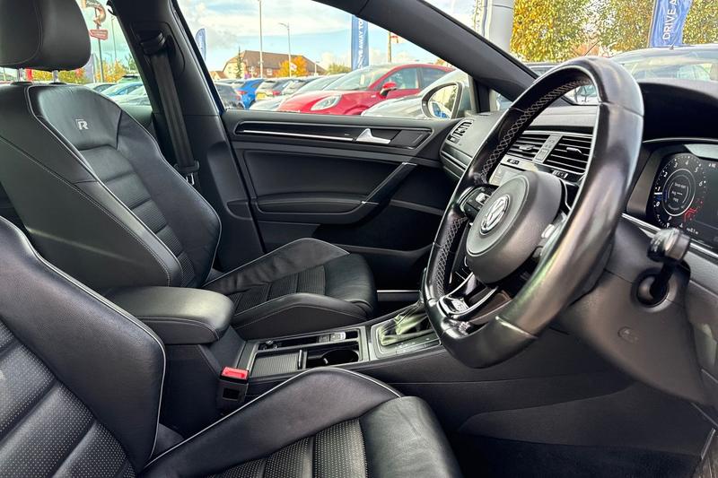 Used Volkswagen Golf 2018 for sale - 76405239: Photo 17