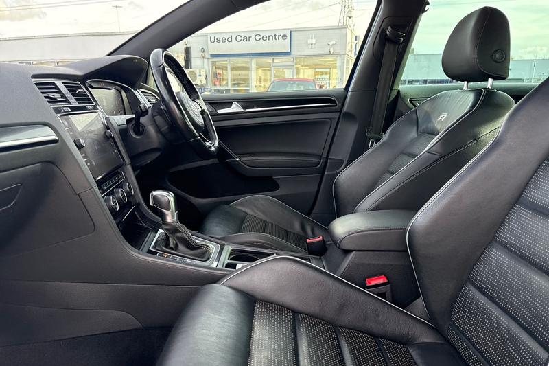 Used Volkswagen Golf 2018 for sale - 76405239: Photo 19