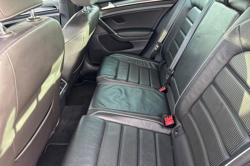 Used Volkswagen Golf 2018 for sale - 76405239: Photo 20