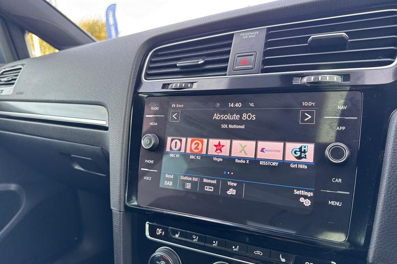 Used Volkswagen Golf 2018 for sale - 76405239: Photo 22