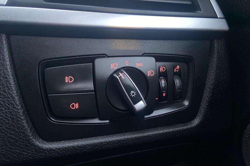 Used BMW 3 Series 2019 for sale - 77551438: Photo 29