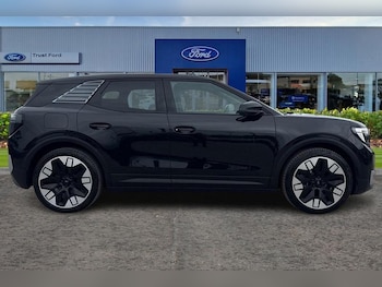 Used Ford Explorer 2025 for sale - 78929802: Photo