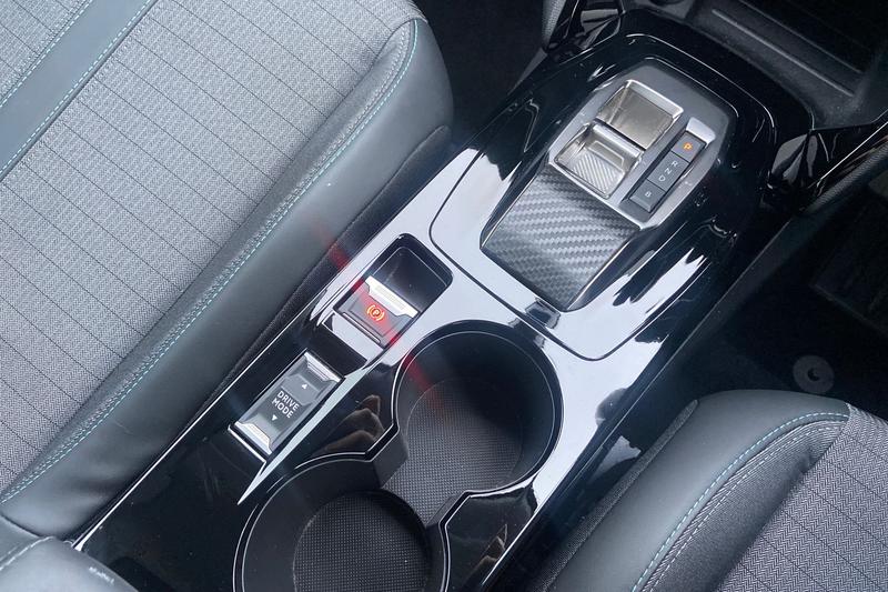 Used Peugeot 2008 2022 for sale - 77025906: Photo 25