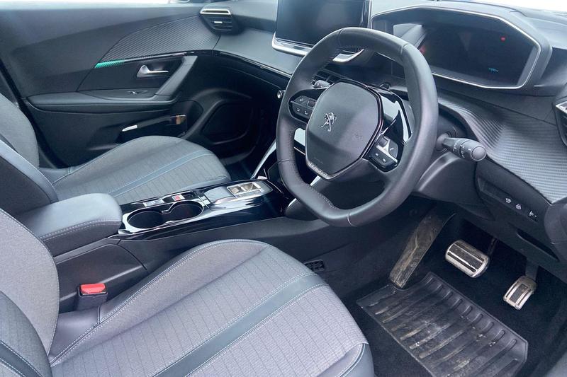 Used Peugeot 2008 2022 for sale - 77025906: Photo 9