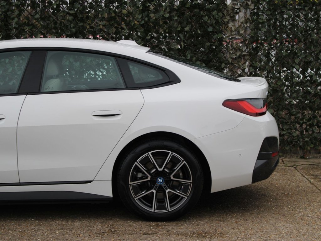 Used BMW i4 2022 for sale - 76582327: Photo 34