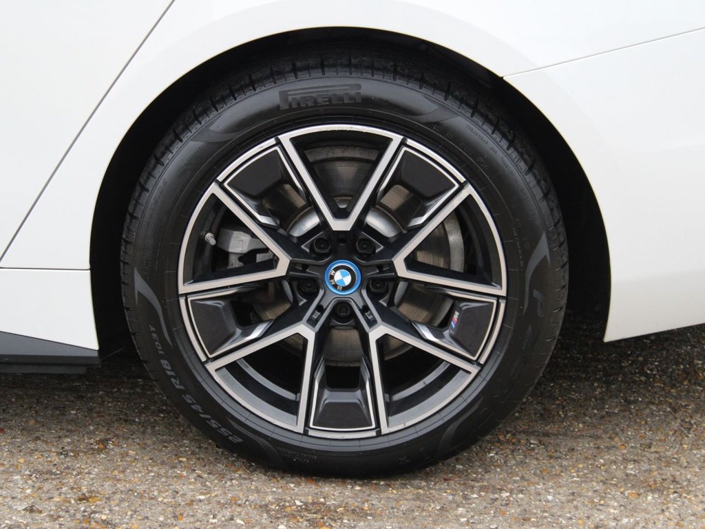 Used BMW i4 2022 for sale - 76582327: Photo 38