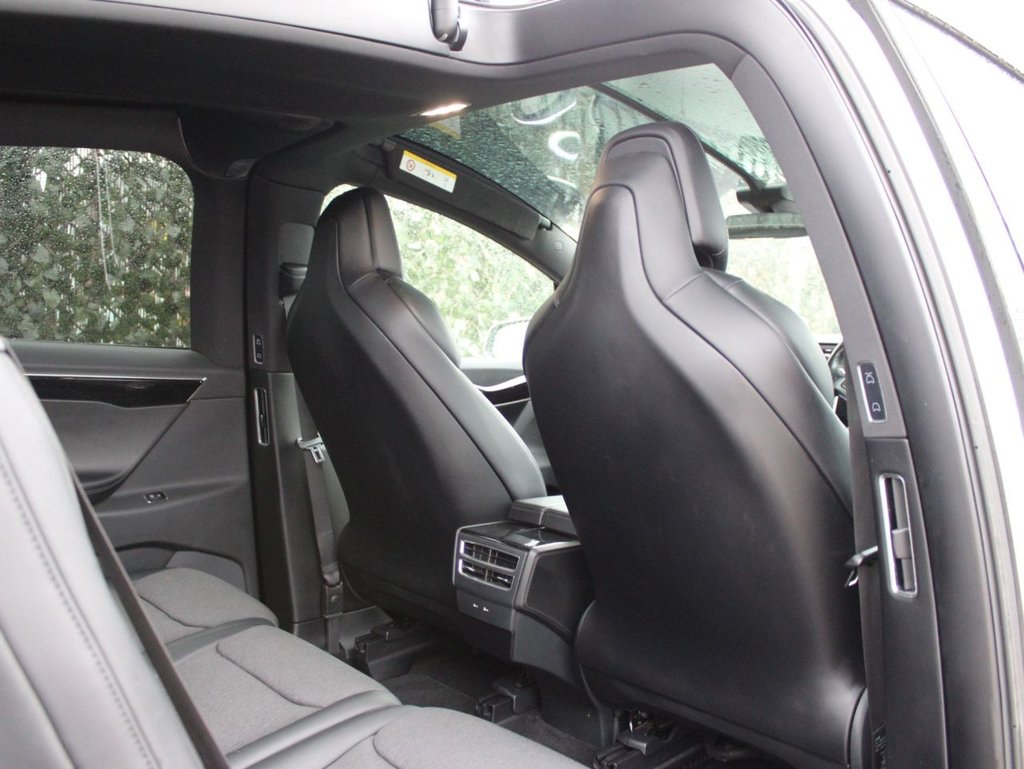 Used Tesla Model X 2017 for sale - 77275867: Photo 14