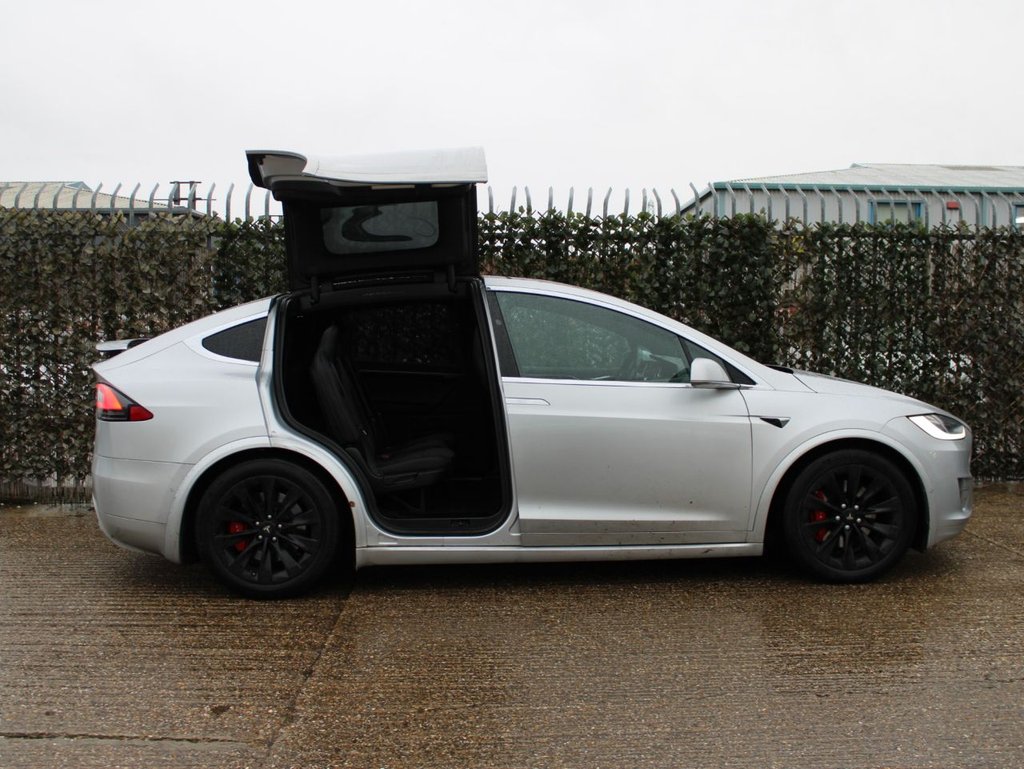 Used Tesla Model X 2017 for sale - 77275867: Photo 8