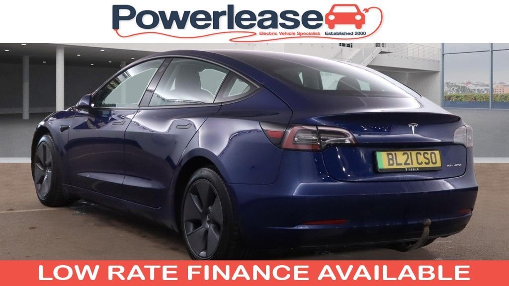 Used Tesla Model 3 2021 for sale - 76740605: Photo 2