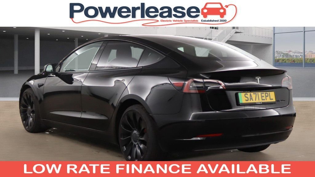 Used Tesla Model 3 2021 for sale - 76582471: Photo 2