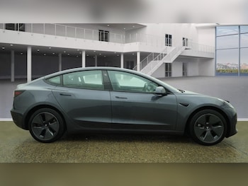 Used Tesla Model 3 2023 for sale - 77470567: Photo