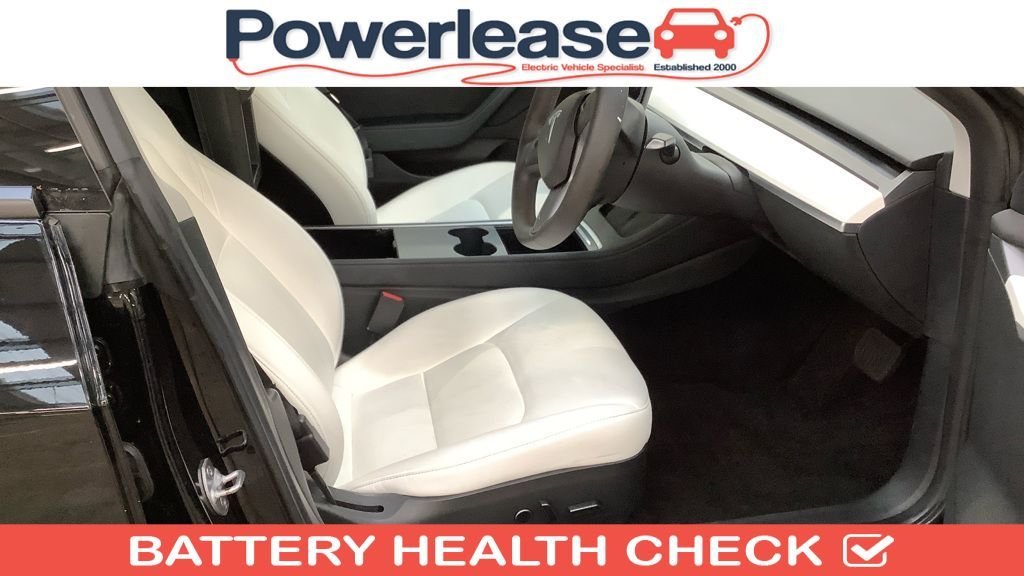 Used Tesla Model 3 2021 for sale - 77065000: Photo 3