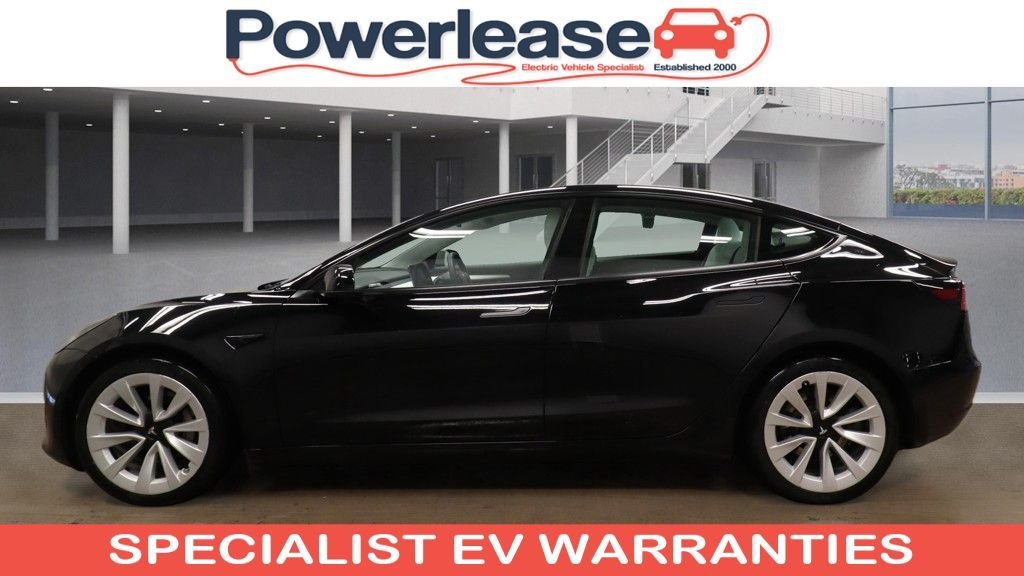 Used Tesla Model 3 2021 for sale - 77065000: Photo 4