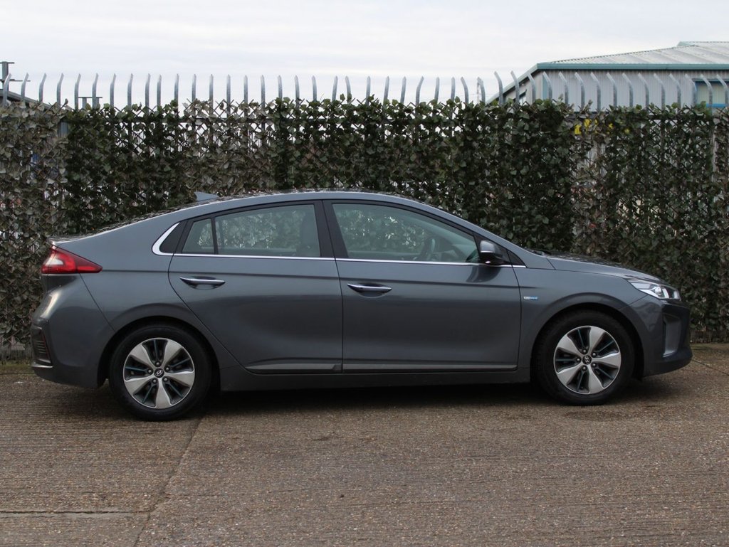 Used Hyundai IONIQ 2018 for sale - 76977421: Photo 6