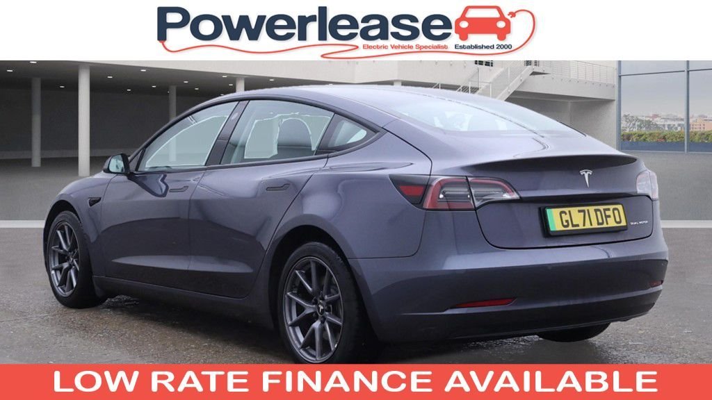 Used Tesla Model 3 2021 for sale - 76724503: Photo 2