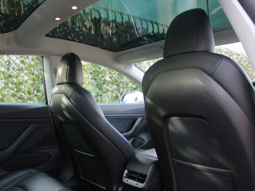 Used Tesla Model 3 2020 for sale - 77383937: Photo 12