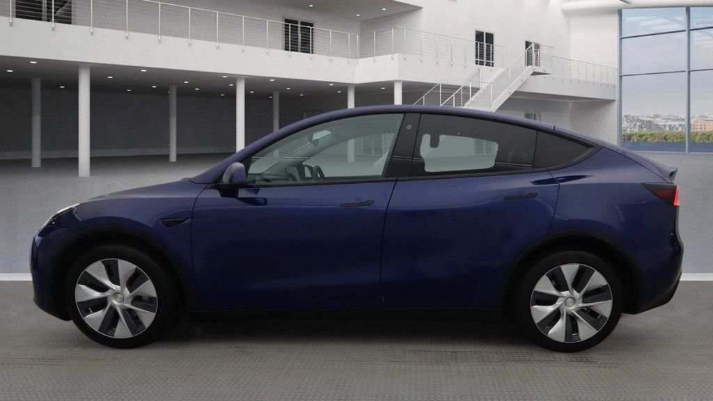 Used Tesla Model Y 2023 for sale - 76962368: Photo 3