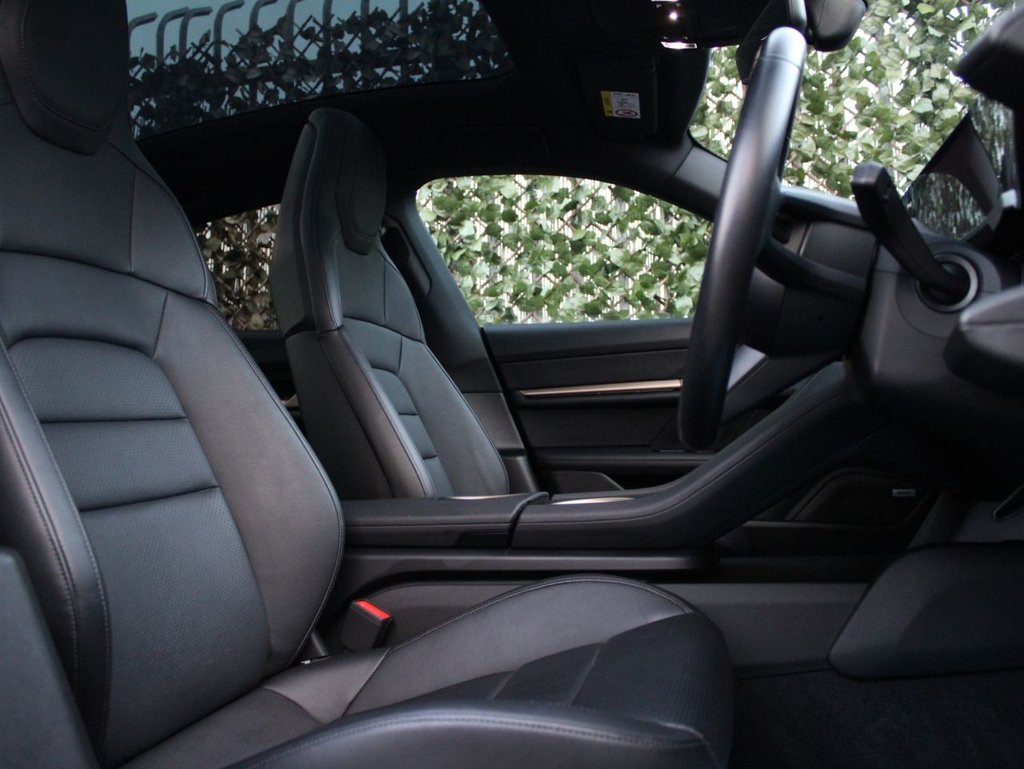 Used Porsche Taycan 2020 for sale - 76784148: Photo 17