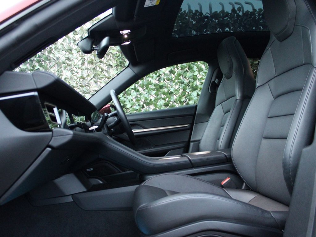 Used Porsche Taycan 2020 for sale - 76784148: Photo 18