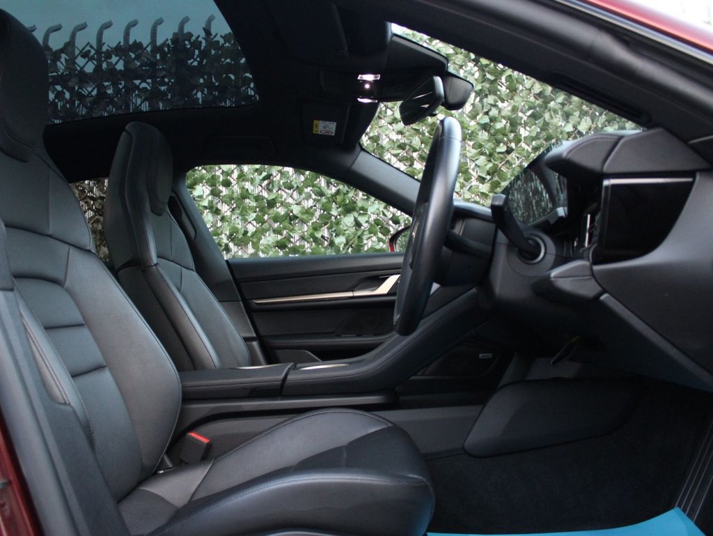 Used Porsche Taycan 2020 for sale - 76784148: Photo 21