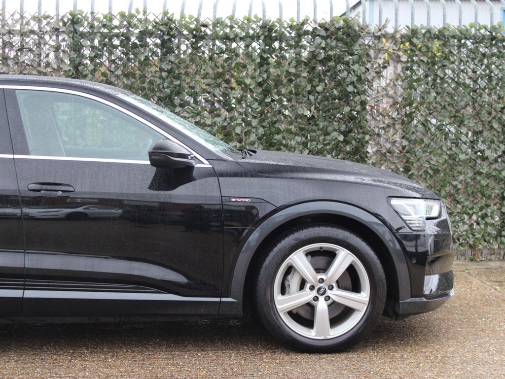 Used Audi e-tron 2021 for sale - 76582129: Photo 32