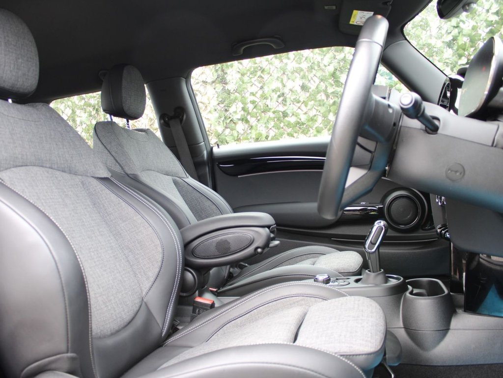 Used MINI Hatch 2021 for sale - 76582029: Photo 13