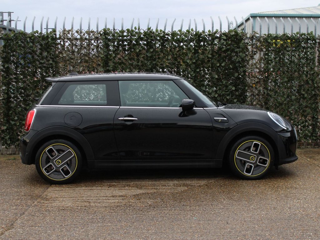 Used MINI Hatch 2021 for sale - 76582029: Photo 6