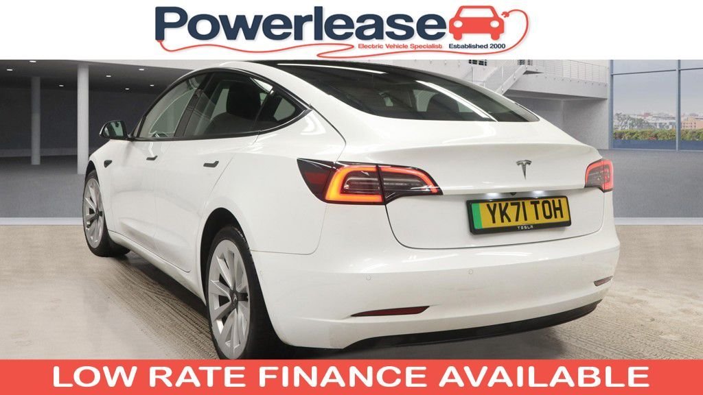 Used Tesla Model 3 2021 for sale - 76582436: Photo 2