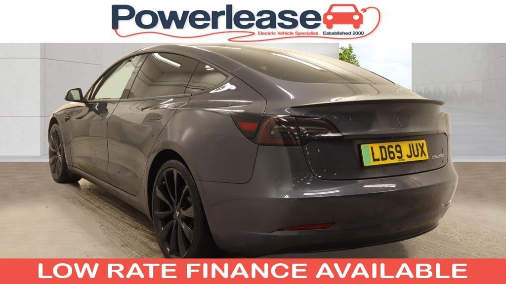 Used Tesla Model 3 2019 for sale - 78069133: Photo 2