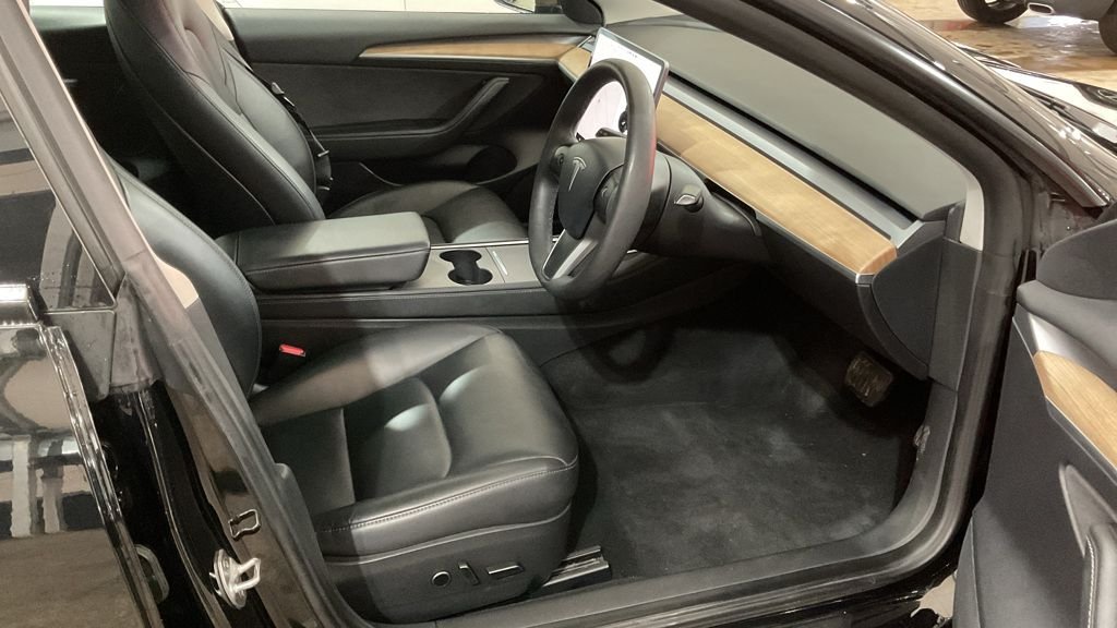 Used Tesla Model 3 2021 for sale - 76962365: Photo 7