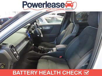 Used Volvo XC40 2023 for sale - 78631762: Photo