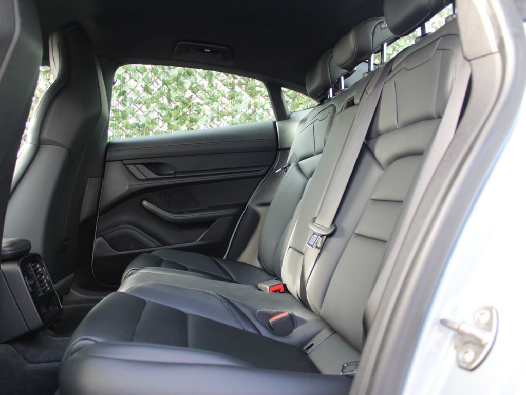 Used Porsche Taycan 2021 for sale - 76581996: Photo 11