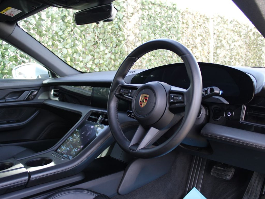 Used Porsche Taycan 2021 for sale - 76581996: Photo 18