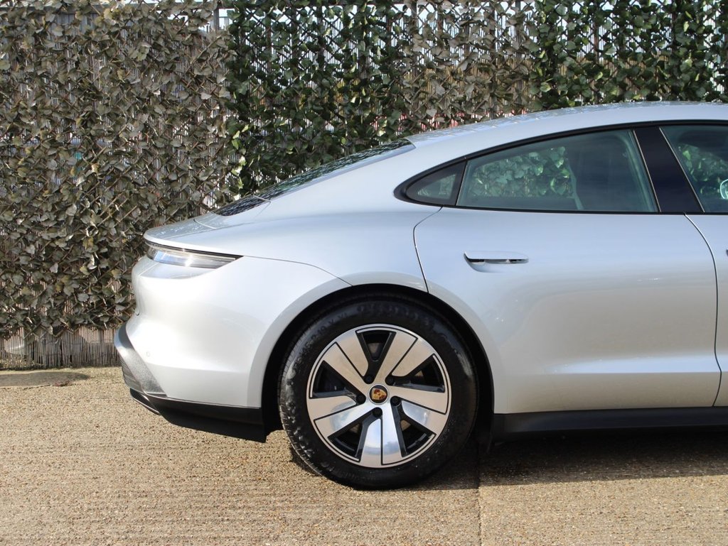 Used Porsche Taycan 2021 for sale - 76581996: Photo 38