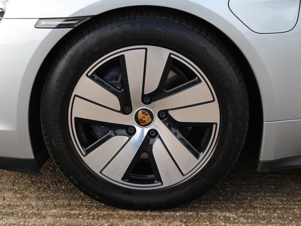 Used Porsche Taycan 2021 for sale - 76581996: Photo 42