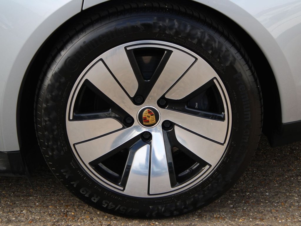 Used Porsche Taycan 2021 for sale - 76581996: Photo 43