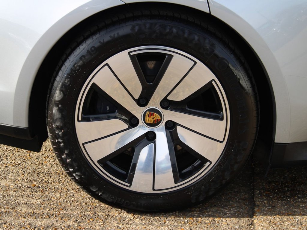 Used Porsche Taycan 2021 for sale - 76581996: Photo 44