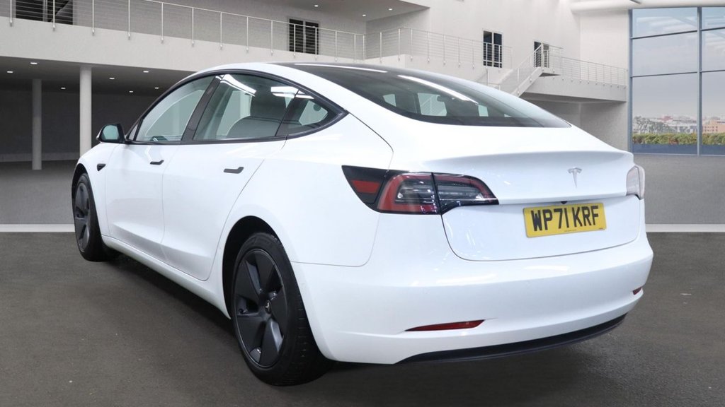 Used Tesla Model 3 2021 for sale - 76848169: Photo 2