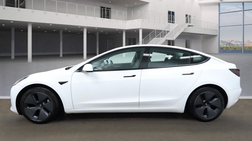 Used Tesla Model 3 2021 for sale - 76848169: Photo 3