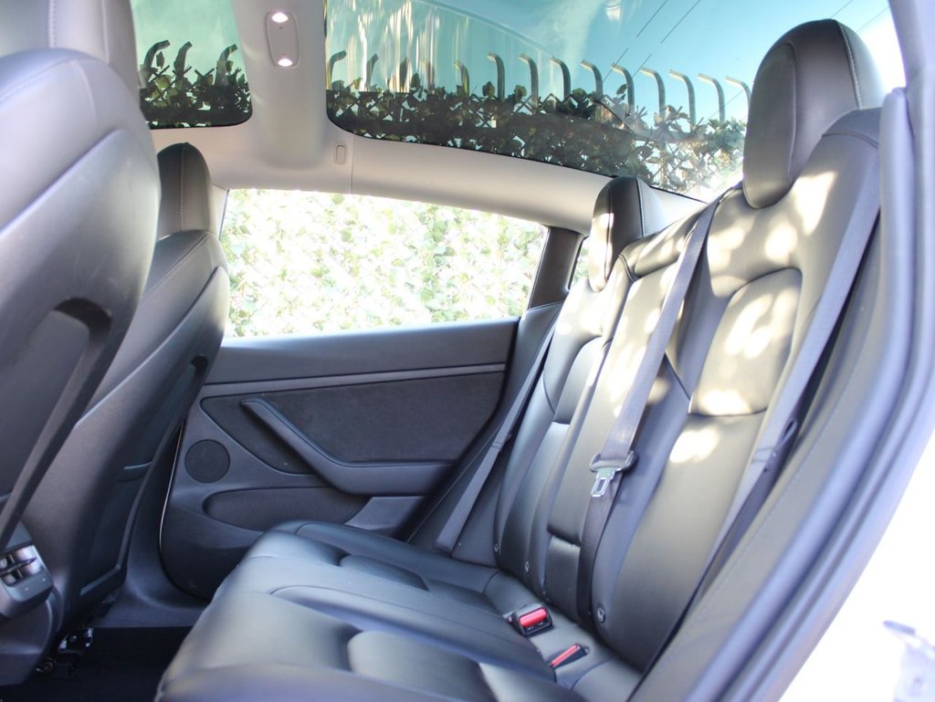 Used Tesla Model 3 2021 for sale - 76582597: Photo 11