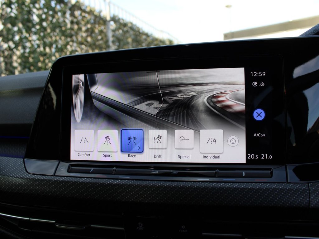 Used Volkswagen Golf 2021 for sale - 76986028: Photo 32