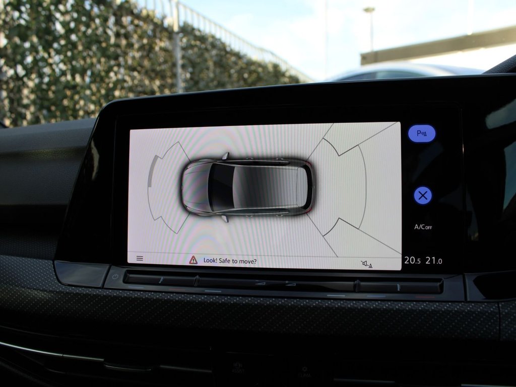 Used Volkswagen Golf 2021 for sale - 76986028: Photo 34