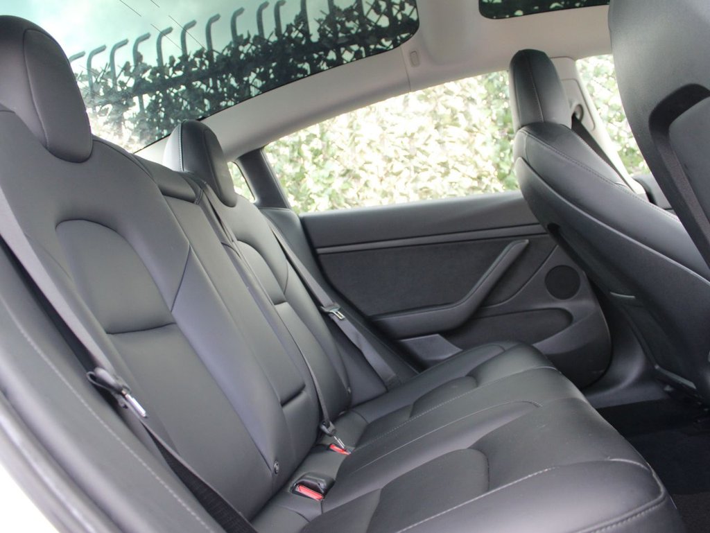 Used Tesla Model 3 2021 for sale - 76582227: Photo 9