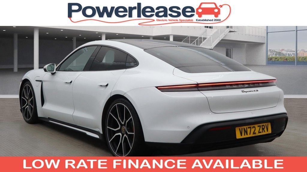 Used Porsche Taycan 2022 for sale - 77212944: Photo 2