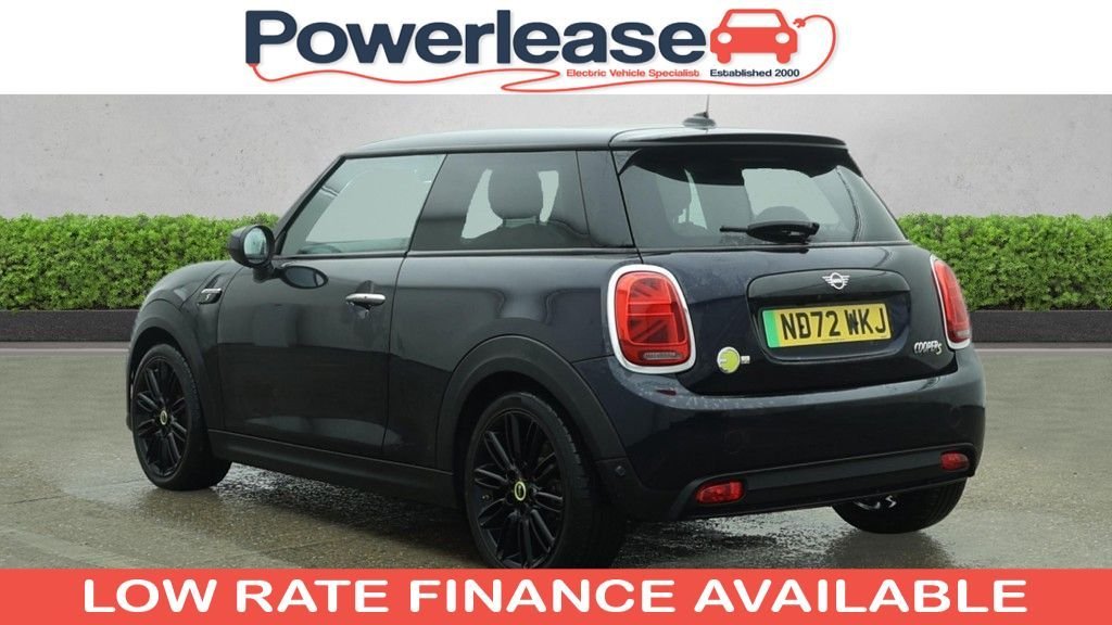 Used MINI Hatch 2022 for sale - 77780806: Photo 2