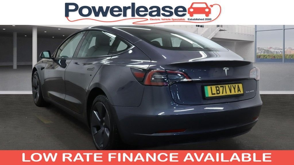 Used Tesla Model 3 2021 for sale - 77499408: Photo 2